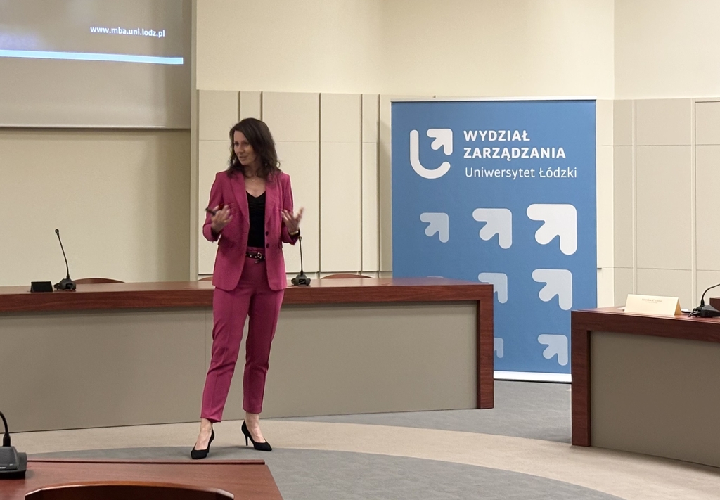 Agieszka Belowska-Gosławska podczas spotkania Klubu MBA